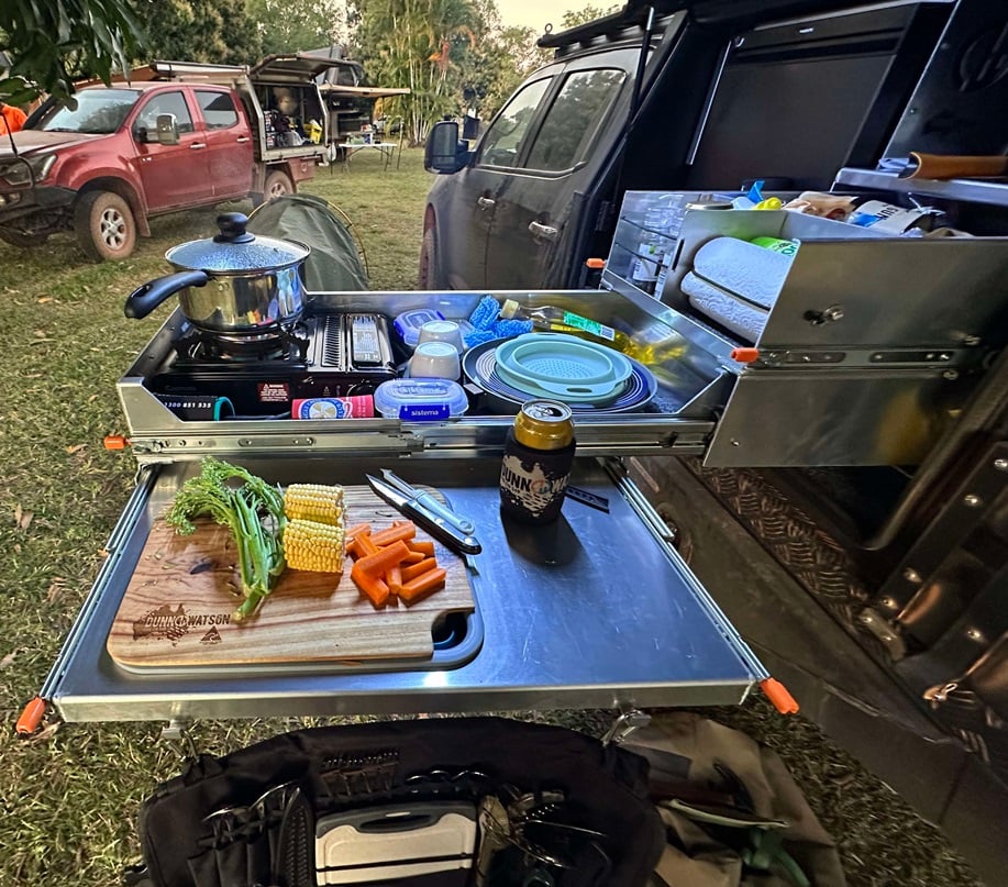 Dunn & Watson Gen2 4wd Canopy Kitchen Preparing Dinner