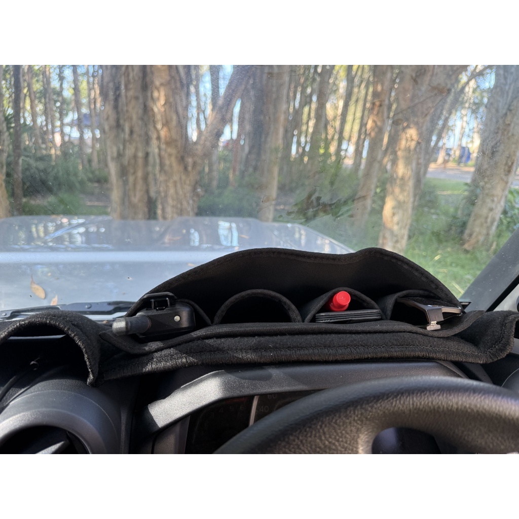 4wd Black Canvas Dash Organiser In 4wd Ute
